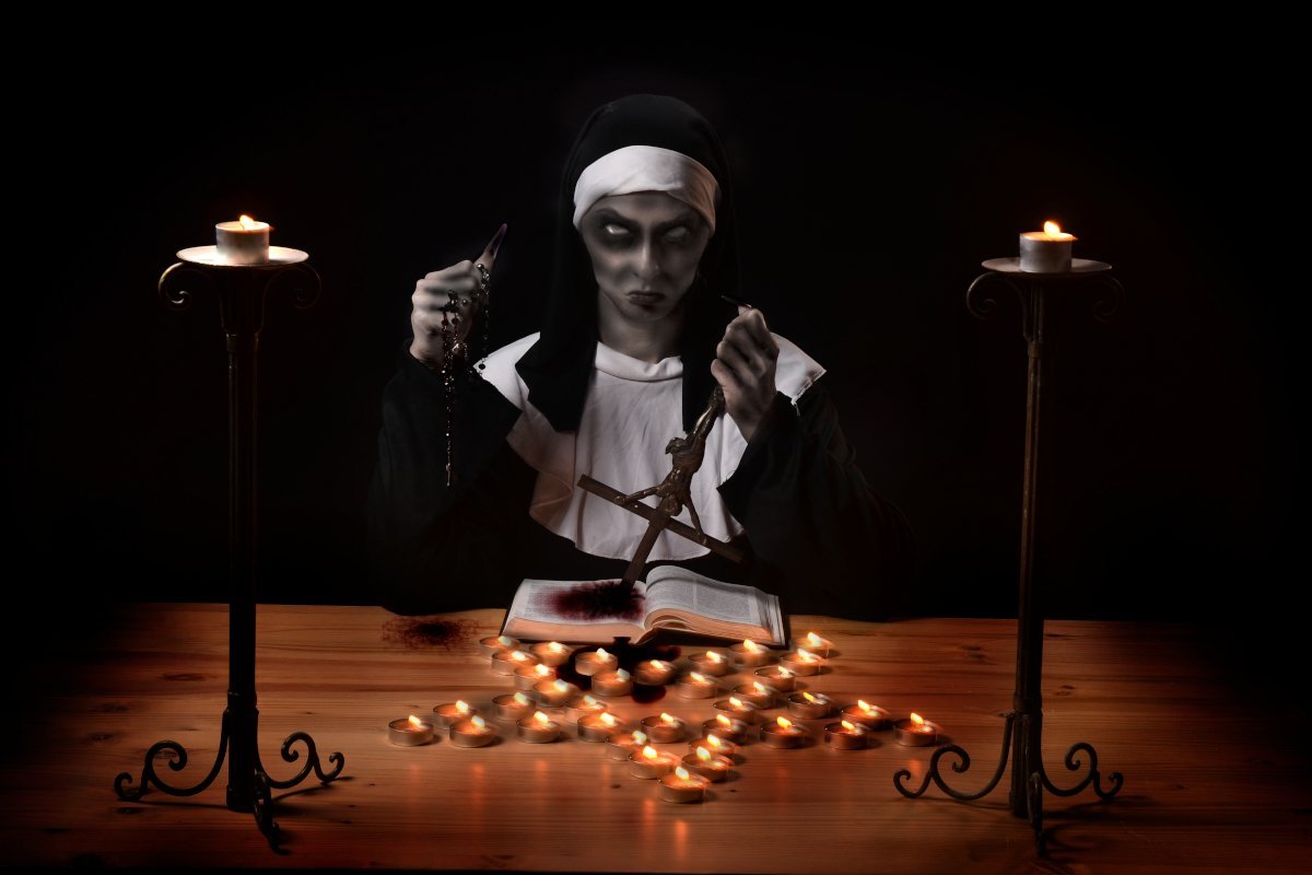 KLÁŠTER MORS CERTA